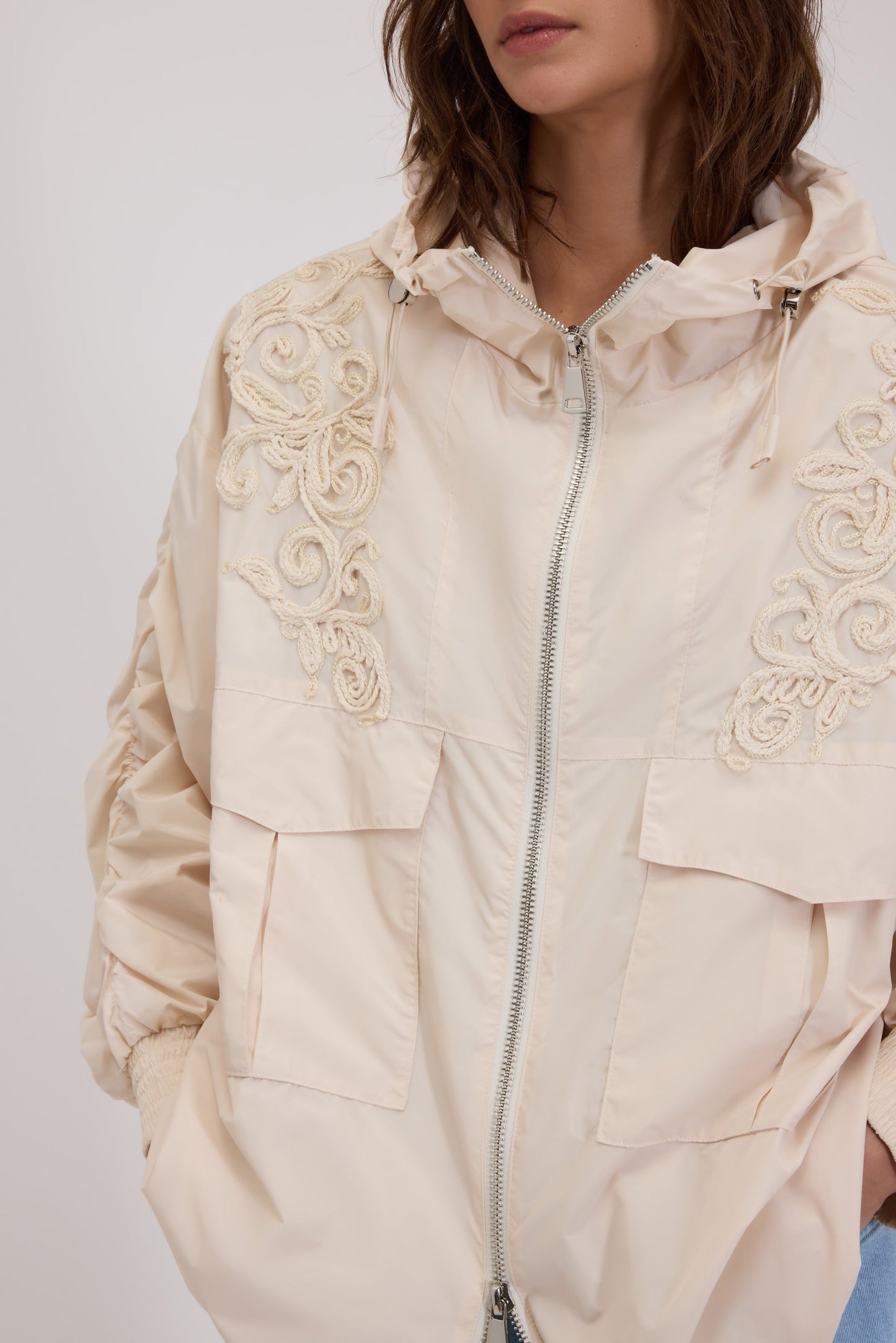 PARKA IN TAFFETÀ FP BOUTIQUE CON CAPPUCCIO E RICAMO CORNELY